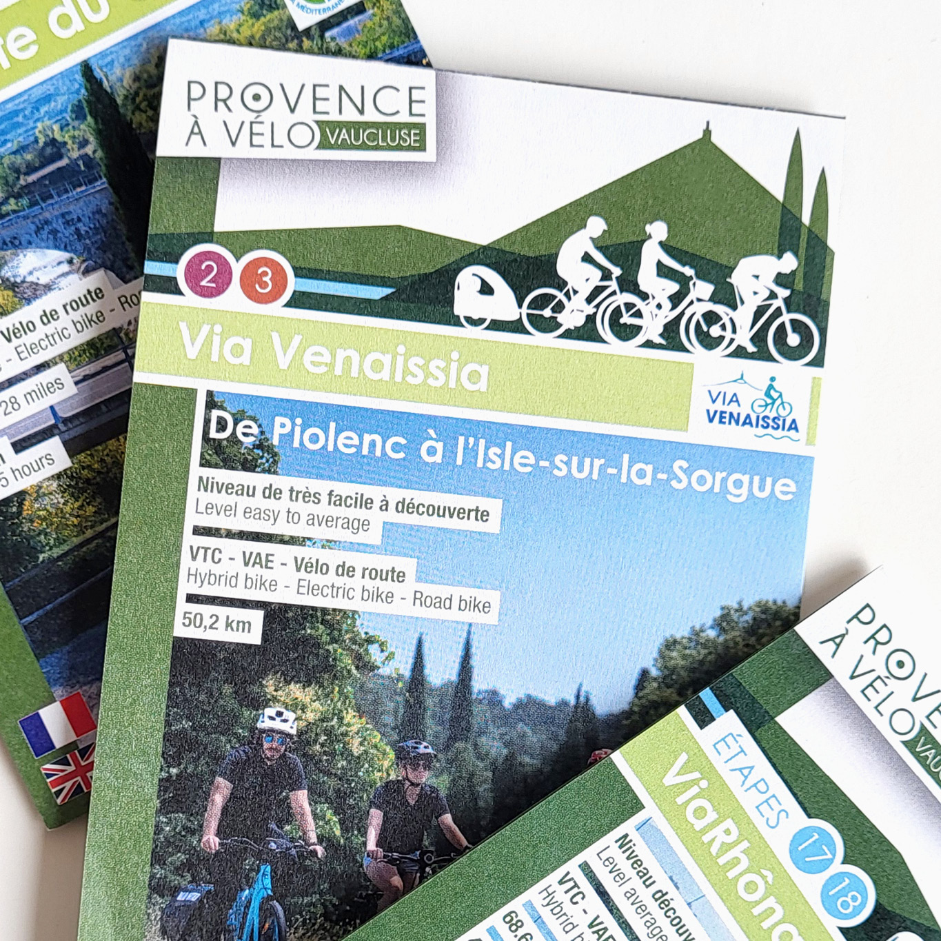 Dépliants Provence à vélo